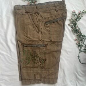 GUESS CARGO SHORTS